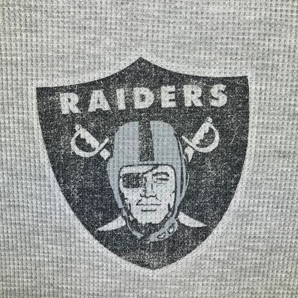 Oakland Las Vegas Raiders Logo VTG Long Sleeve Thermal Shirt Size L Front Hit - Picture 3 of 7